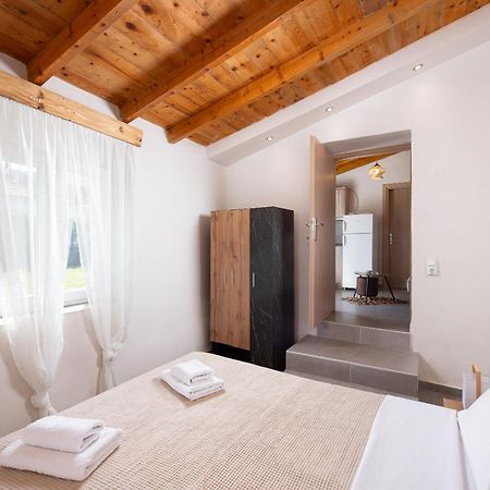 Kentrikon Rooms III & Mint House Limenaria  Buitenkant foto