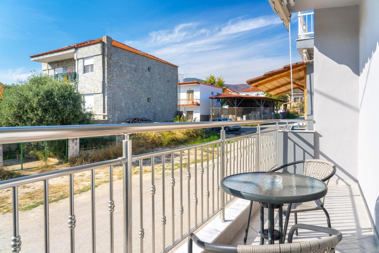 Kentrikon Rooms III & Mint House Limenaria  Buitenkant foto