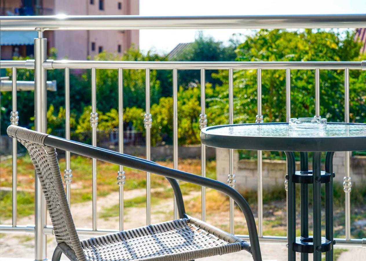 Kentrikon Rooms III & Mint House Limenaria  Buitenkant foto